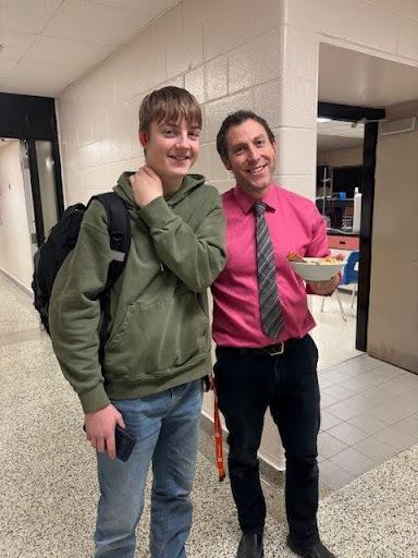 Student lunch 'n learn participant with staff member