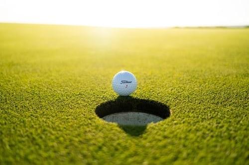 photo-1587174486073-ae5e5cff23aa.jpg golf ball.jpg