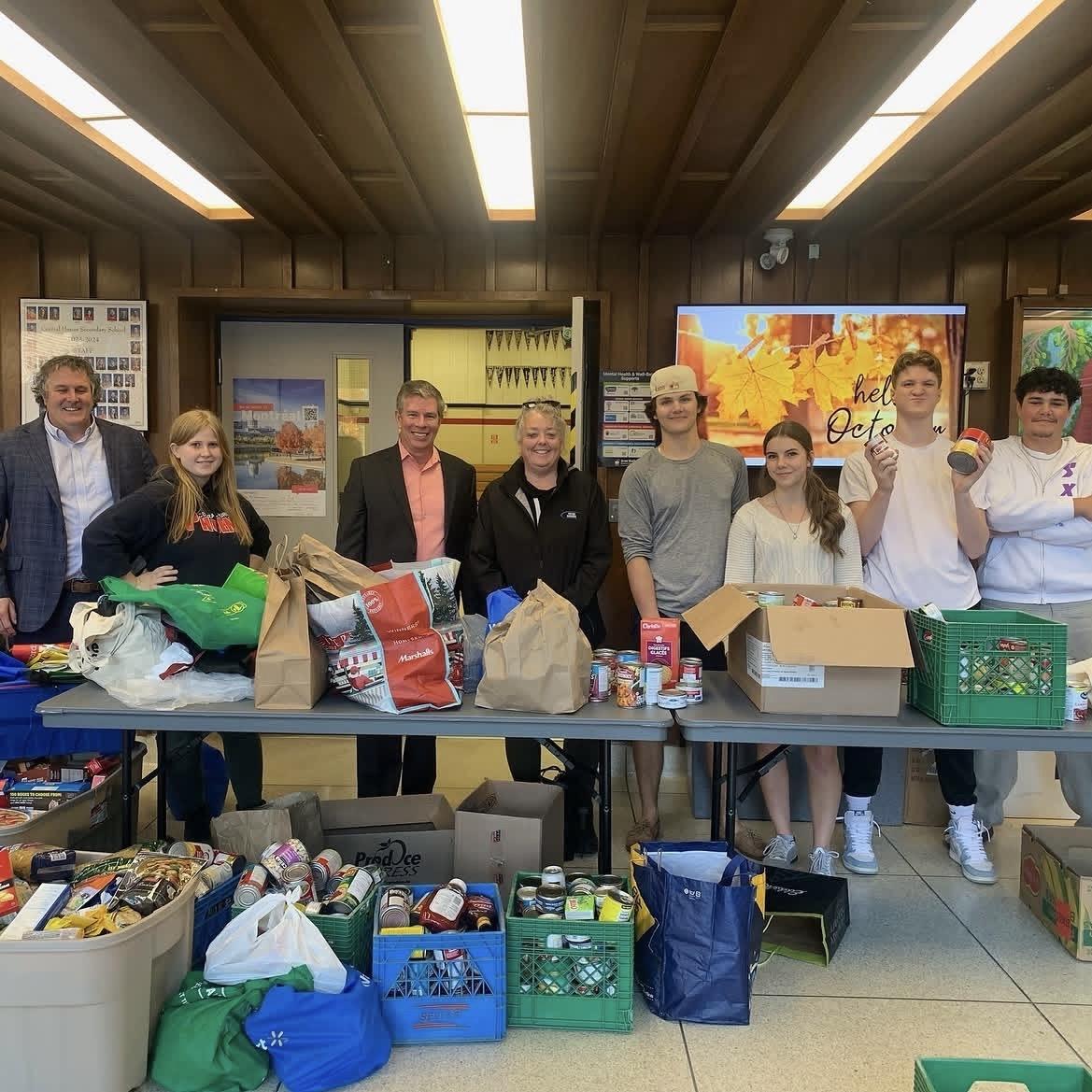 chss students with their food bank contributions
