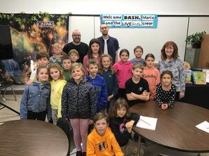 Gladmar students with artist Marie Powell