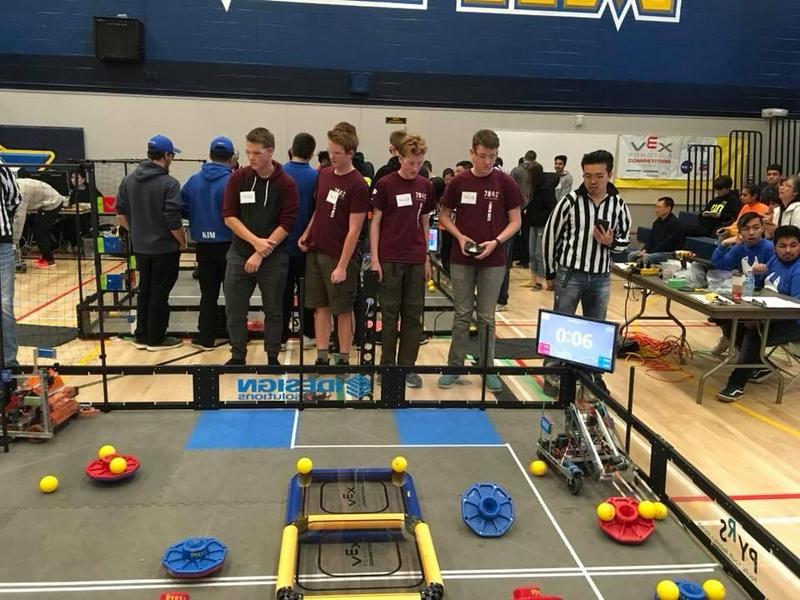 Robots gather in the Comox Valley for a STEM competition Featured Photo