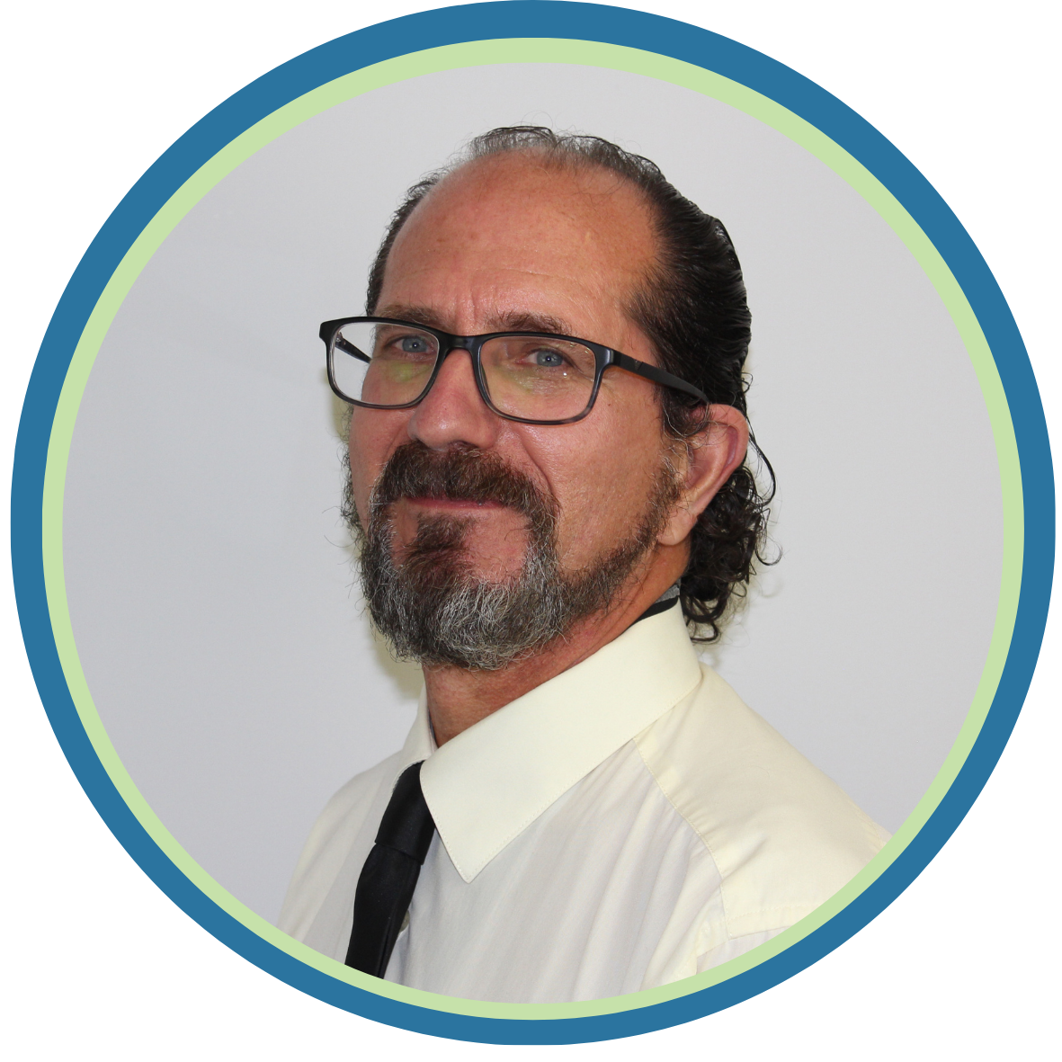 Robert Hunking headshot