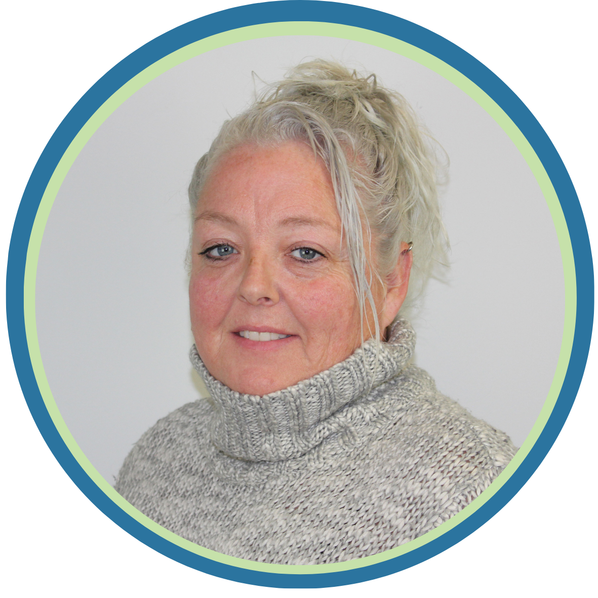 Deb Logue headshot