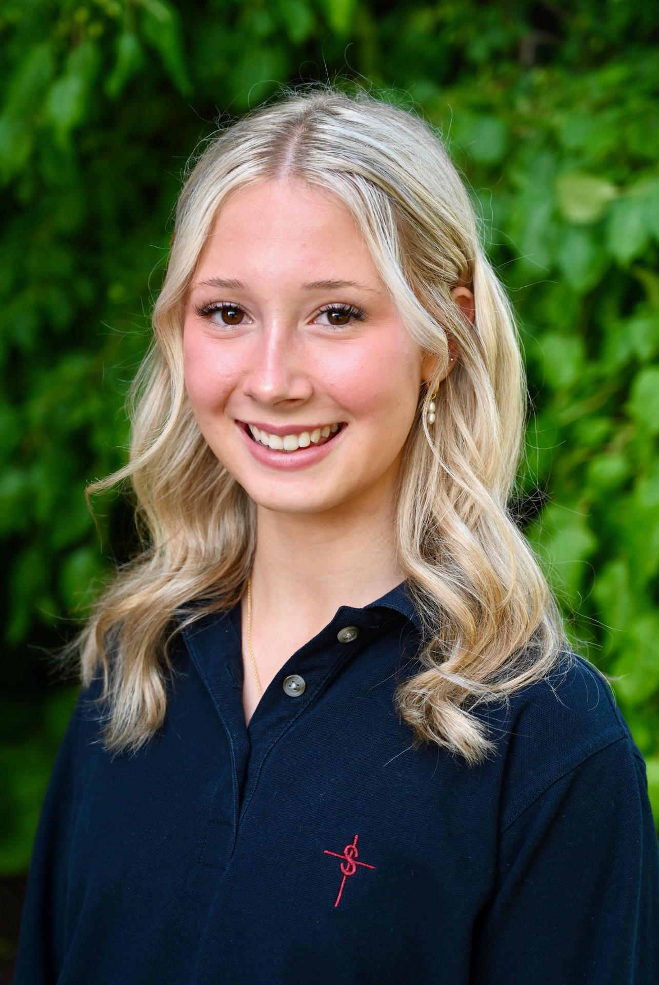 Headshot of Gabrielle Jette
