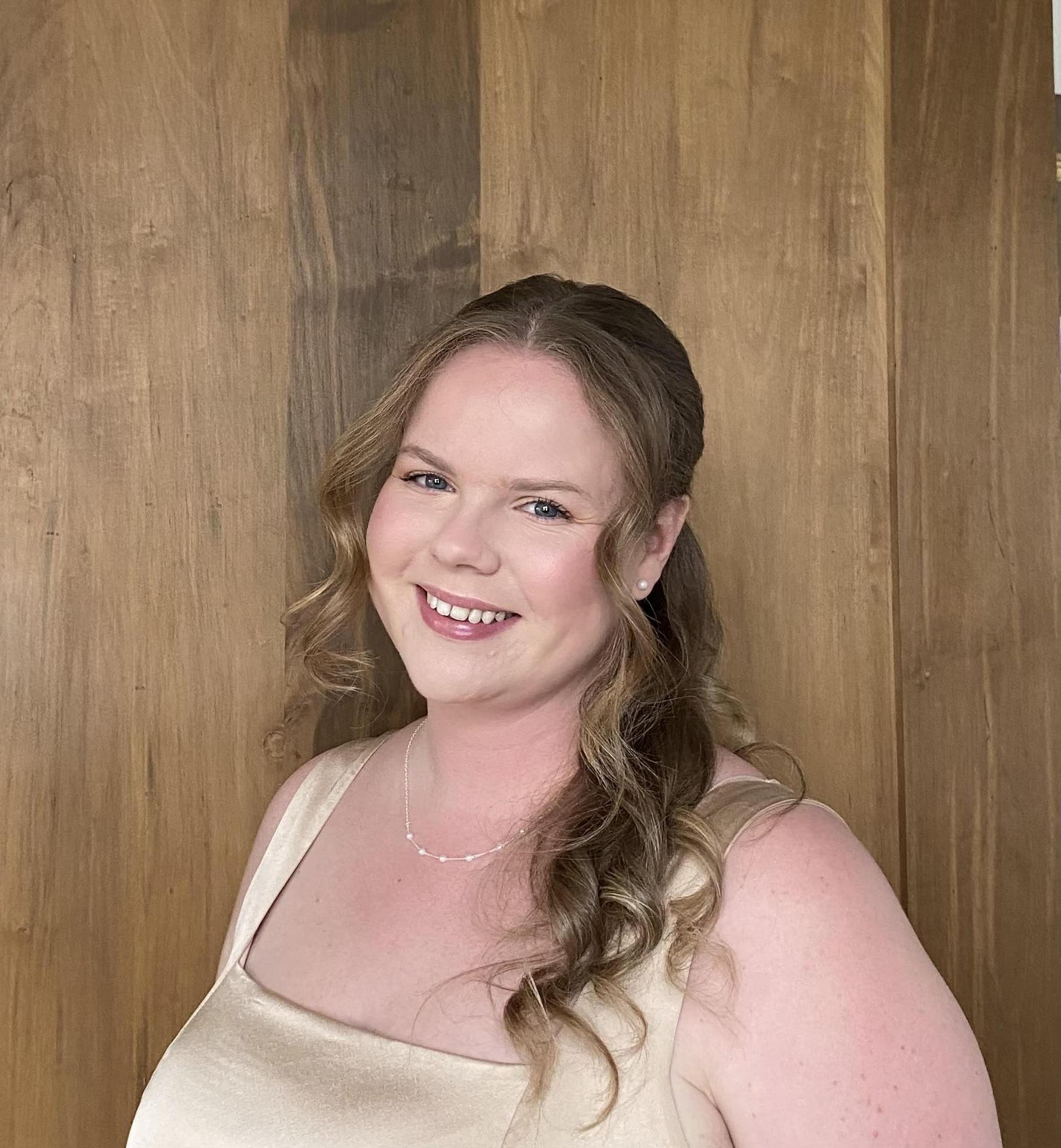 Photo of Dea Hanlon