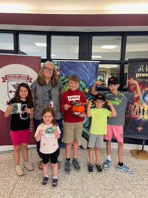 Picture of Teacher and Children that won a draw