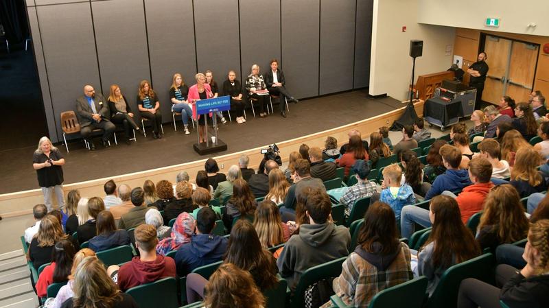 A Pathway of Hope Comes to District Schools Featured Photo